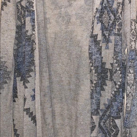 Patterned Cardigan - Picture 3 of 4